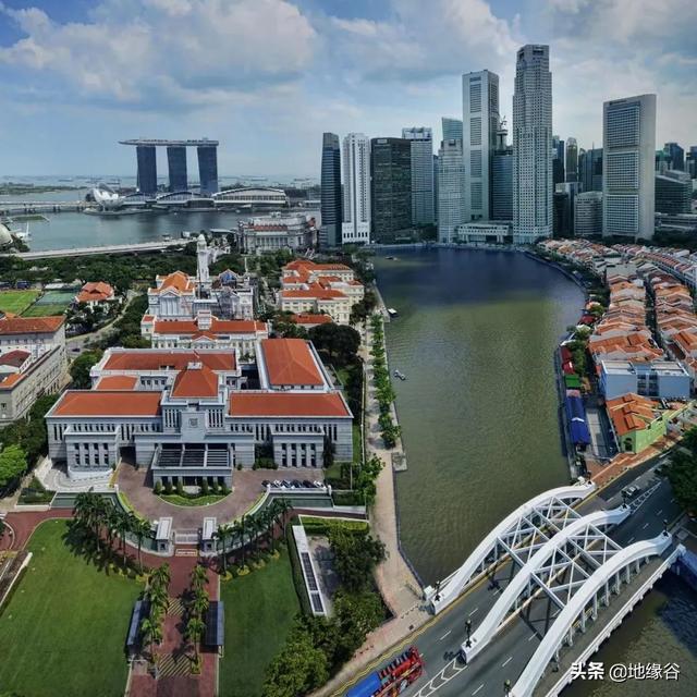 向鄰國買水被刁難，新加坡如何實現飲水自由？