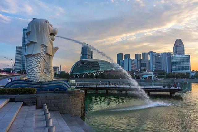 经济超3900亿美元，新加坡能否充当中美超级联络人？