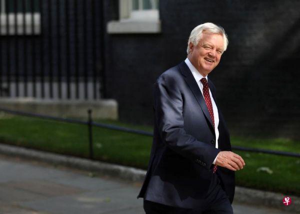 境外媒体：英国脱欧大臣辞职 因不同意首相“脱欧”方案