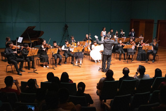 「新加坡青少年音樂會」用黑白琴鍵，彈奏出青春樂章