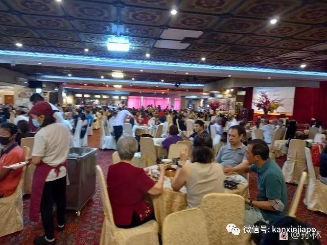 在新加坡”美食四大天王”红星酒家吃早茶，人气不减当年