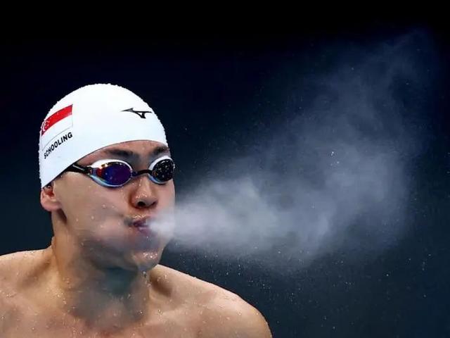 曾战胜传奇菲尔普斯的新加坡第一泳将，如今怎么样了？