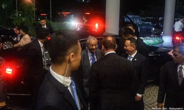 马来西亚总理访华，见马云、坐高铁、试驾吉利、与中国企业家对话……这是要干啥？