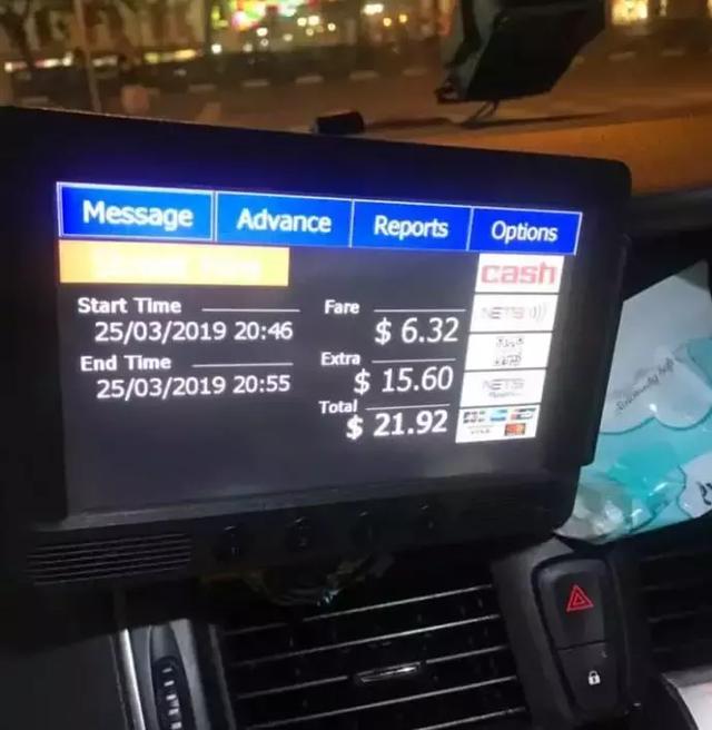 怒诉：在新加坡打车贵的太离谱，8分钟花了20多新币还不给收据！