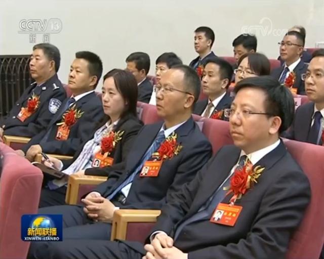 剛剛在人民大會堂領獎的“80後”，擬任上海副局級