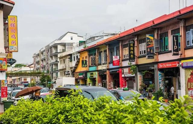 从亚洲唯一合法的“红灯区”，看小国新加坡如何夹缝求生？