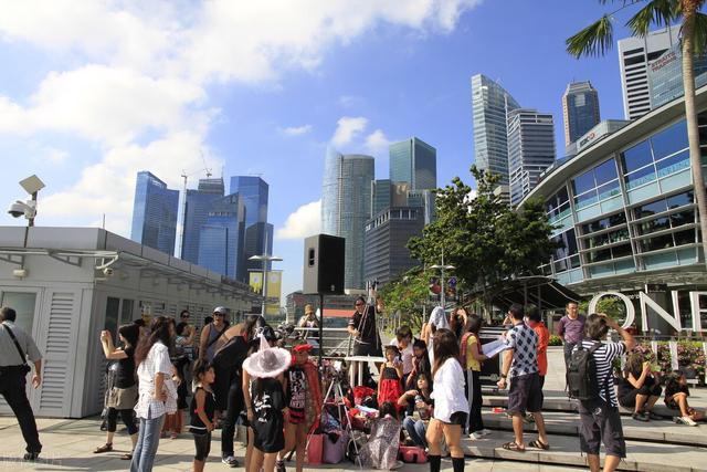 富豪紮堆買房的地方，新加坡到底有什麽魔力？