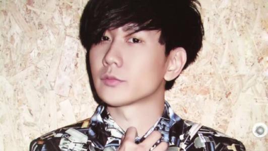 林俊傑，出道15年的童顔電玩歌手