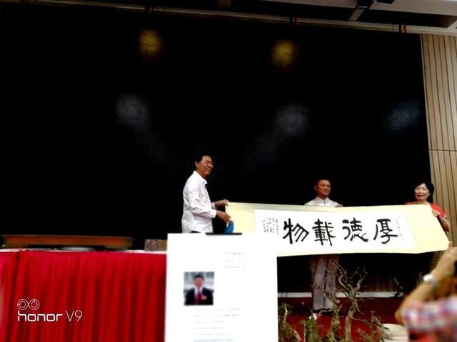 大師專欄I 新加坡當地就地取材的示範表演，這才是中國大師的範兒