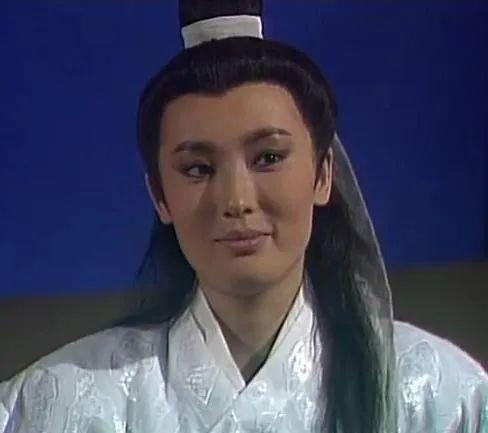 电视剧《莲花争霸》播出28年，女主角嫁给高官，女配角改了国籍