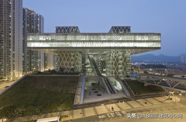 這麽多年過去，不得不說，香港的這些建築設計真的很牛