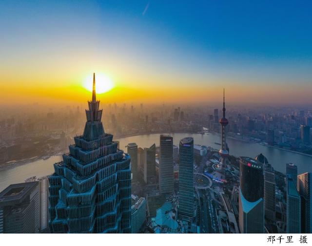 名家訪談｜周振華：構建新發展格局，上海應承擔怎樣的關鍵角色