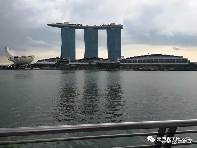 泰新馬遊記：新加坡魚尾獅、金沙娛樂城、飛行者摩天輪