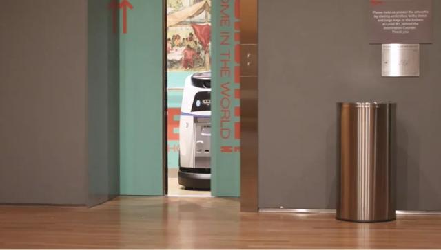 機器人要怎麽“自主乘梯”？浦東企業研發全球首款數字電梯，省錢省人力