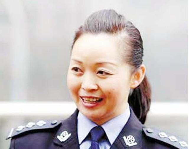 耿菊花扮演者：曾是女子特警隊少尉，拒50萬年薪，轉業成反恐精英