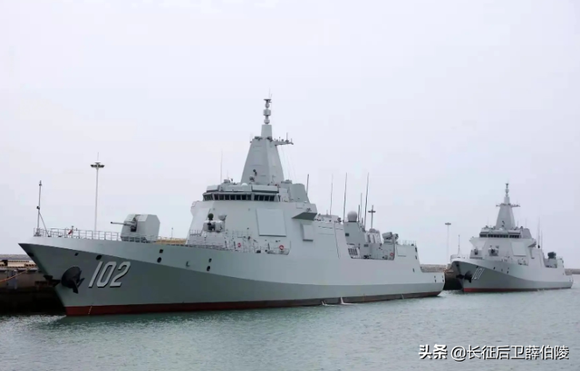 一天之內，中國連傳2個好消息，003航母下水在即，拉薩艦首次遠航