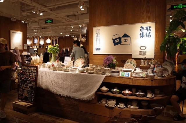 反向進擊：香港咖啡廳JOY LUCK TEA HOUSE在原宿開日本首店，之禾日本二店落在東京丨一周全球觀察