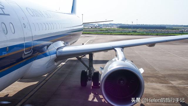 回忆旅途，晒一晒那些年吃过的飞机餐，这家航空公司还提供方便面