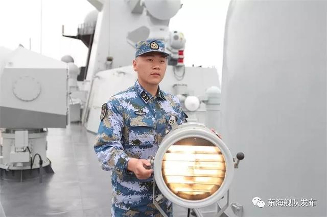 出征！第32批護航編隊解纜起航奔赴亞丁灣