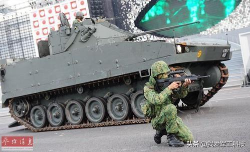 世界上第一款全数字化装甲车——“猎人”步兵战车