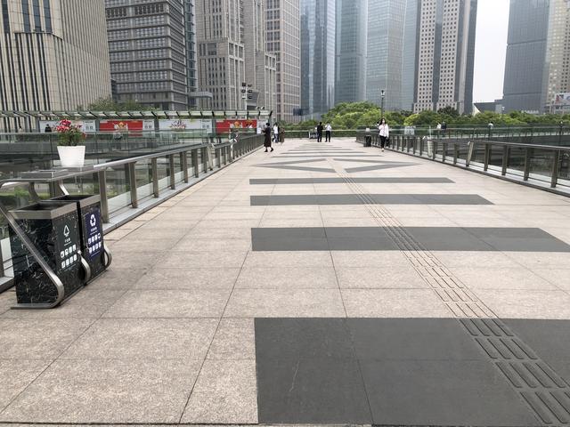 上海這些天橋你一定熟悉！除了跨越，天橋能爲城市帶來什麽