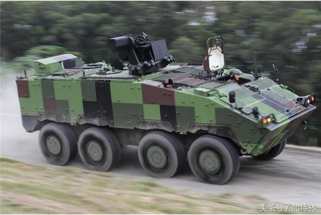 台湾最新型战车曝出一串全新大图！首次揭开装甲板，尽显内里乾坤