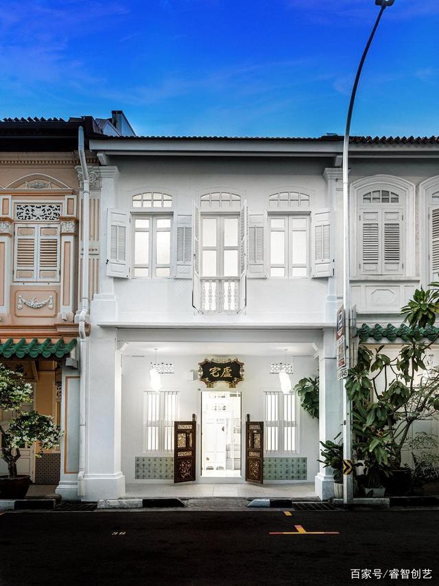新加坡传统店屋「卢宅」变纯白公寓 Canvas House