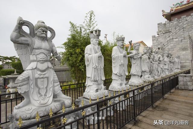印尼羅漢寺：令人驚歎的中國的古老石雕工藝，毫不遜色于西方藝術