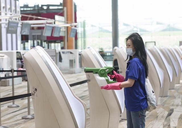 紅外傳感器、清潔機器人，樟宜機場升級多項舉措爲安心旅行提供保障