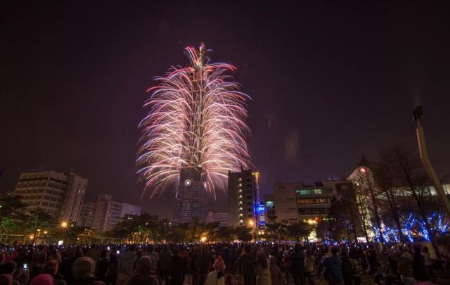 还在想跨年去哪？无耻的我已经把热门跨年地的酒店都订了