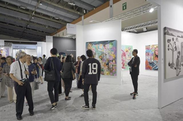 “群策群力”的雅加達藝術博覽會：誰在關注？誰在購買？