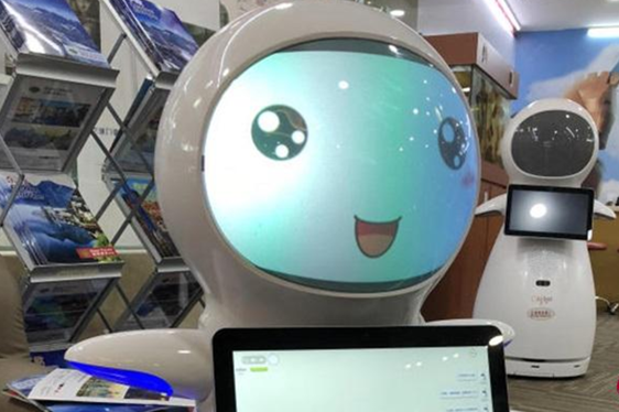 新加坡居然出现那么多机器人，真的要取代人类的工作？