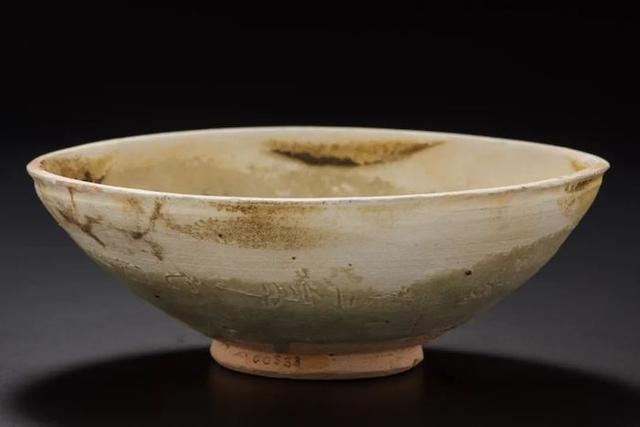 “黑石号”沉船的背后：出土瓷器珍品与唐代陶瓷贸易
