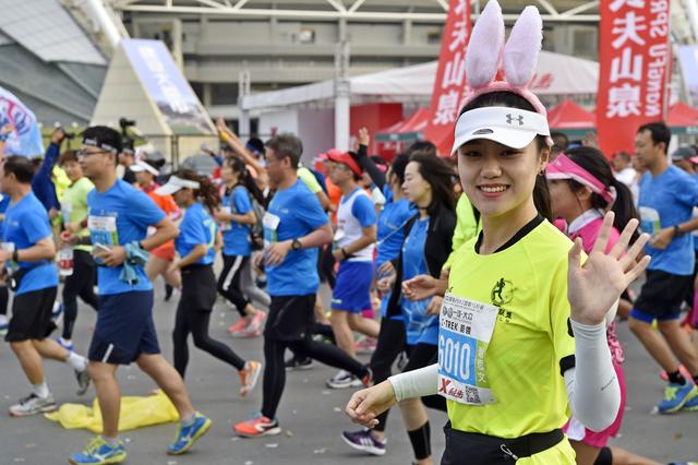 从成都马报名受热捧来看，万达究竟能给中国马拉松带来些啥