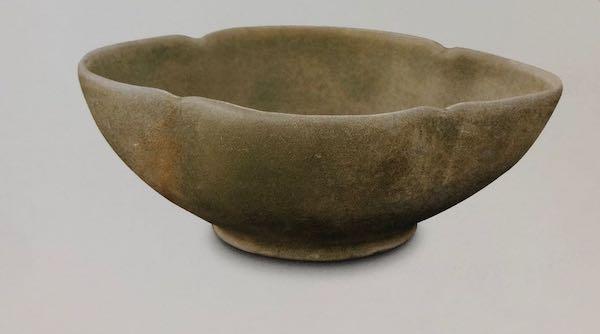 “黑石号”沉船的背后：出土瓷器珍品与唐代陶瓷贸易