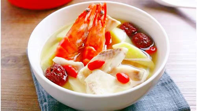 鮮美海鮮湯，亞洲發達國家的一道大衆美食，春節你想在家嘗嘗嗎