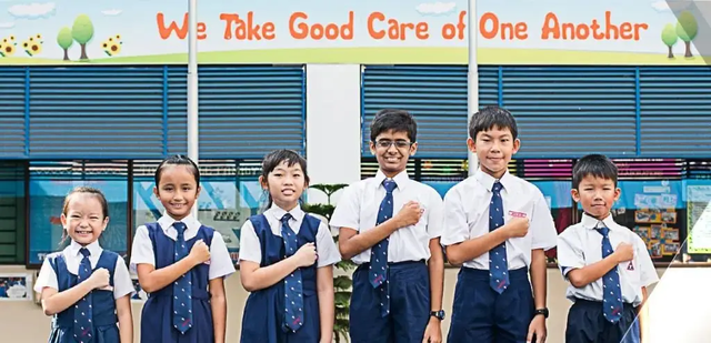 为什么那么多人选择新加坡留学？教育体系实在是太强了……