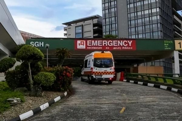 新加坡新冠疫情病例激增、医院挤到爆，医院逼道：非紧急，别来院