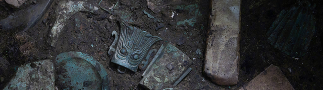 三星堆新出的蘇美爾和赫梯青銅器人像，顯示雙方有絲綢的貿易關系