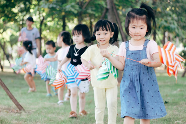 安兰国际幼儿园招生啦！给孩子最好的全混龄“艺术一体化”教育