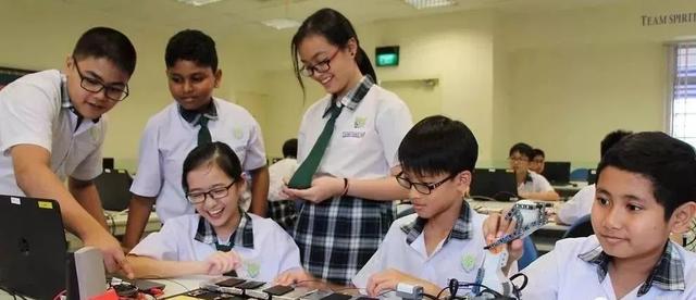 領跑全球的教育強國新加坡迎來“大地震”！“因材施教”還是“公平競爭”？
