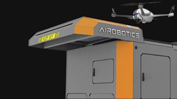 自動安全無人機Airobotics在新加坡上空飛行