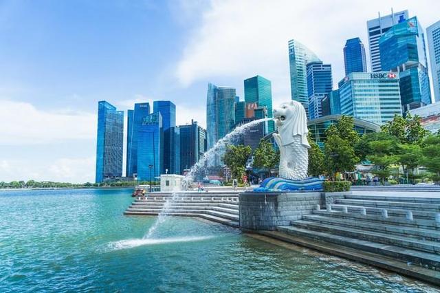碧海蓝天满树花，玩遍这些才算来过新加坡！