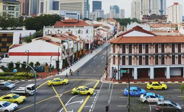 新加坡沒人開出租怎麽辦？學中國普及“電動車”