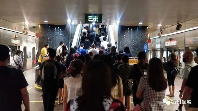 |新加坡的地鐵又崩了，可民衆抱怨的點竟然是....