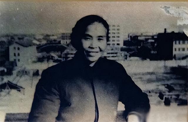 1976年，聽到毛主席逝世的消息，賀子珍有何反應？