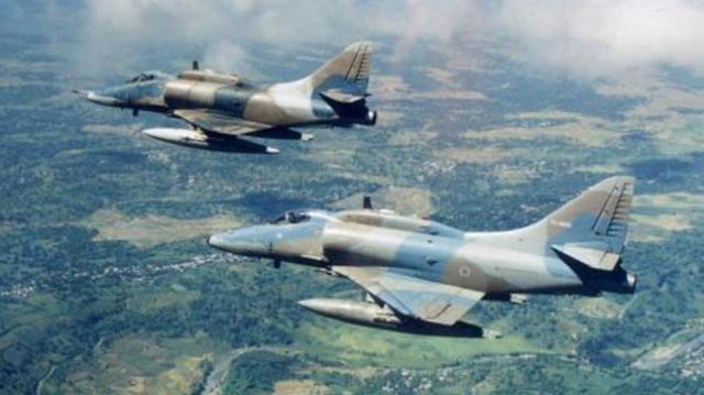 這支東南亞空軍60年代就有大殺器，現在同時有蘇27和F16