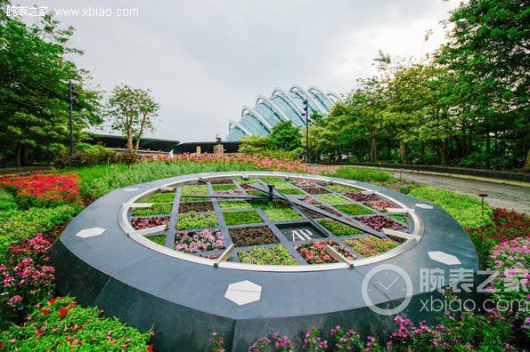 庆祝新加坡独立50周年 爱彼表携手滨海湾花园呈现巨型花钟