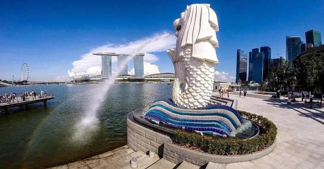 節日丨“被迫獨立”的重要港口到“亞洲四小龍”，新加坡走了55年