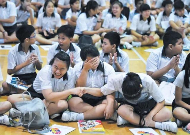 环球 | 在没有考试的新加坡，如何评估教与学？
